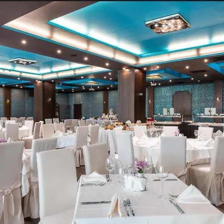 아파트 Garden Of Eden - Panorama C2